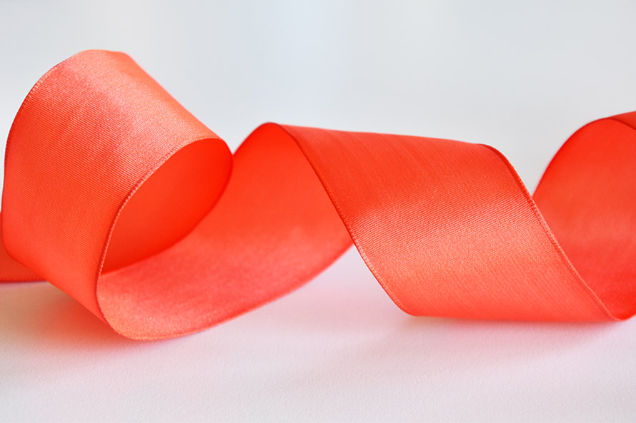 Dekoband mit Drahtkante