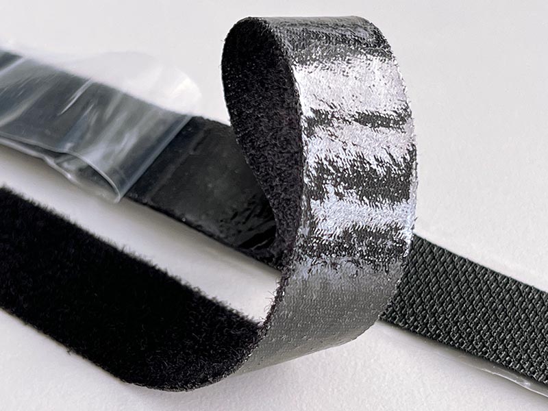 Fixvelours Mit Hot-Melt-Kleber